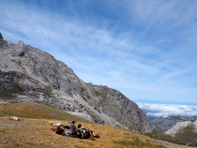 Naranjo de Bulnes. Pilar del Cantabrico.Часть 2. (Альпинизм, альпинизм, новости, отчет, испания, девушки, чибиток, коптева, петрова)