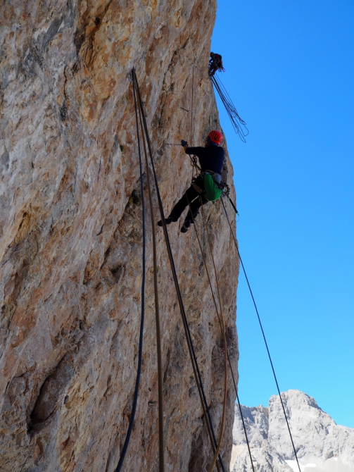 Naranjo de Bulnes. Pilar del Cantabrico.Часть 2. (Альпинизм, альпинизм, новости, отчет, испания, девушки, чибиток, коптева, петрова)
