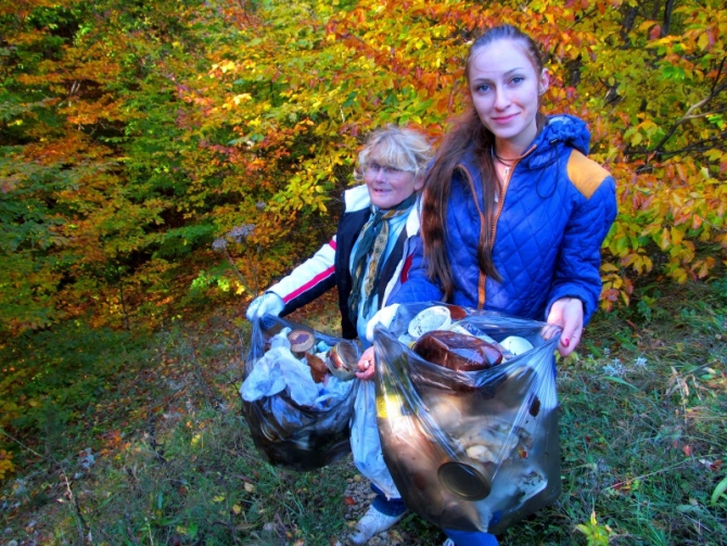 1:0, в пользу крымчан (Туризм, горы, мусор, волонтеры, шабанов, уборка, чистый, мишка)