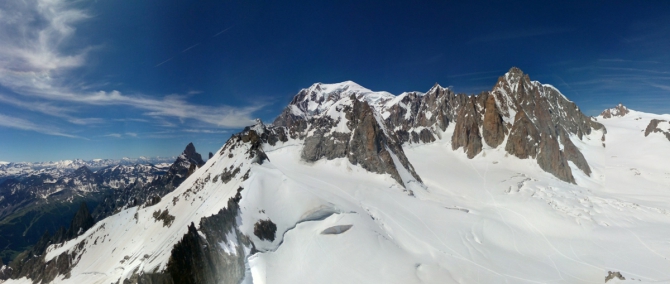 Новый маршрут на Grandes Jorasses - «Via RoMa» 6А 1345м F6а А2 (Альпинизм)