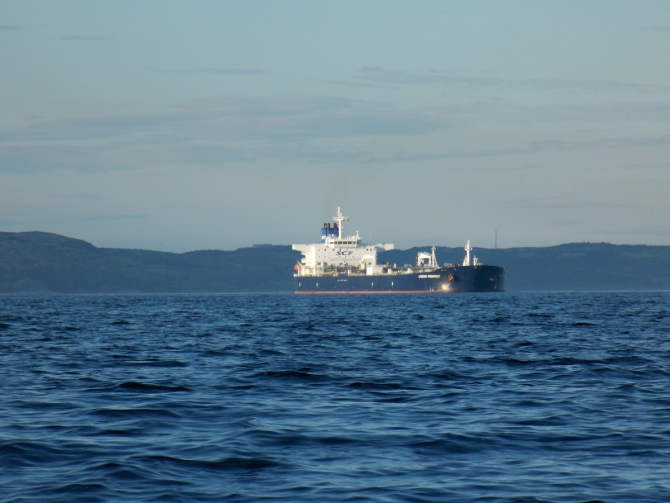Поморский берег. (Вода, морской каякинг, кольский полуостров, баренцево море)