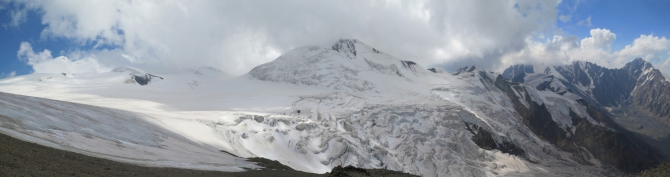 Нам бы карт и прорвались бы. (Горный туризм, Казбек с севера.)