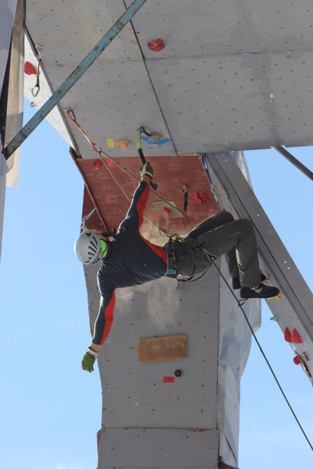 В Барнауле официально открыли ледолазный сезон (Ледолазание/drytoolling, ледлазание, открытие сезона)