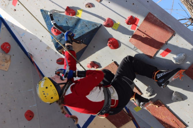 В Барнауле официально открыли ледолазный сезон (Ледолазание/drytoolling, ледлазание, открытие сезона)