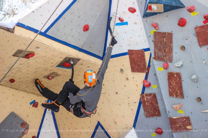 Открытие спортивного ледолазного сезона в Сибири. Много фото. (Ледолазание/drytoolling, ледолазание, dryqtooling, соревнования, барнаул, томск, трамплин, Гребенников, темерев)
