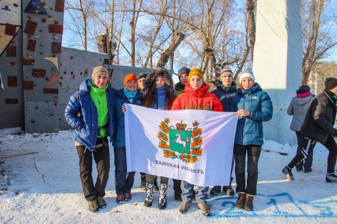 Открытие спортивного ледолазного сезона в Сибири. Много фото. (Ледолазание/drytoolling, ледолазание, dryqtooling, соревнования, барнаул, томск, трамплин, Гребенников, темерев)
