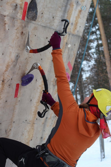 Открытие спортивного ледолазного сезона в Сибири. Много фото. (Ледолазание/drytoolling, ледолазание, dryqtooling, соревнования, барнаул, томск, трамплин, Гребенников, темерев)