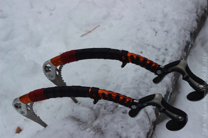 Открытие спортивного ледолазного сезона в Сибири. Много фото. (Ледолазание/drytoolling, ледолазание, dryqtooling, соревнования, барнаул, томск, трамплин, Гребенников, темерев)