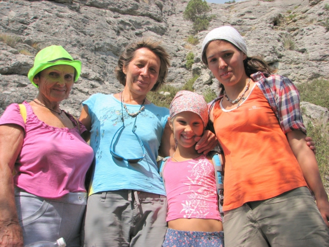 На пути к торжественному вечеру ФАиС Москвы '2016. Отчет ветеранской команды (Альпинизм, крым, судак, тинин, чемпионат ветеранов, машков, альпиндустрия, баск, венто, клуб 7 вершин)