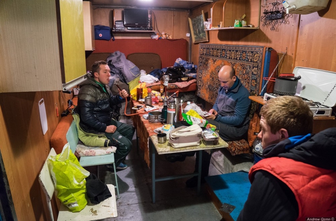 Снег и Ветер (выбери любое, Путешествия)