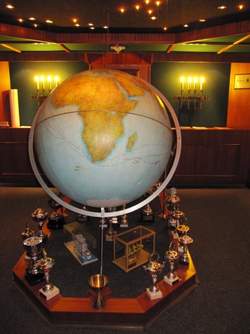 Когда паруса Крузенштерна шумят над моей головой (Вода)