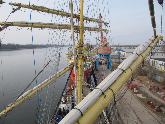 Когда паруса Крузенштерна шумят над моей головой (Вода)