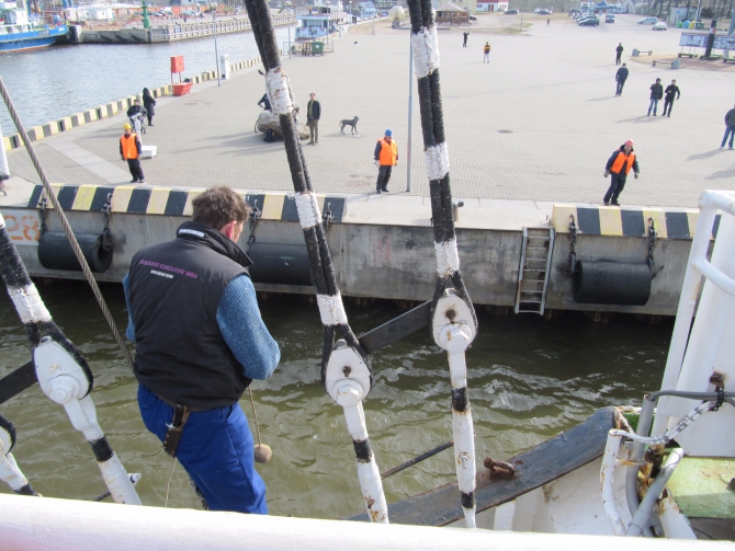 Когда паруса Крузенштерна шумят над моей головой (Вода)