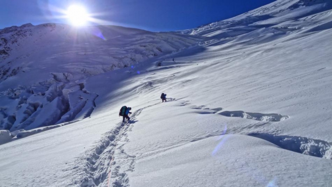 Александр Яковенко. Горы не бывают старыми, они постоянно новые (Альпинизм, проект высота, команда высота, победа, ленина, коммунизма, хан-тенгри, корженевской, снежный барс, семитысячники)