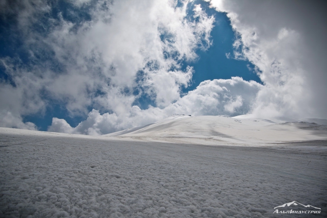 Рассказ о том, как я второй раз не поднялась на Эльбрус (Альпинизм, альпинизм, восхождение, снаряжение)