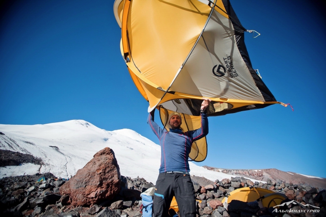 Рассказ о том, как я второй раз не поднялась на Эльбрус (Альпинизм, альпинизм, восхождение, снаряжение)