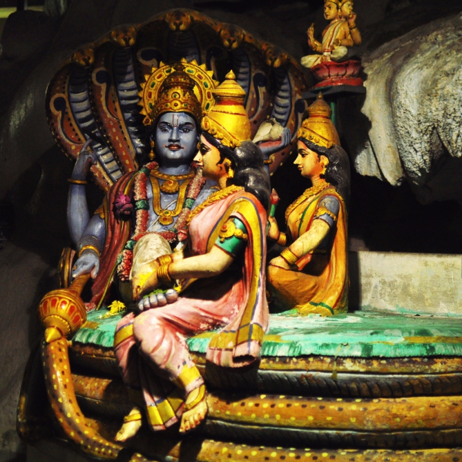 Немного о скалолазании в Малайзии. Batu Caves. (Скалолазание, Малайзия Скалолазание в Малайзии Batu Caves Пещеры Бату)