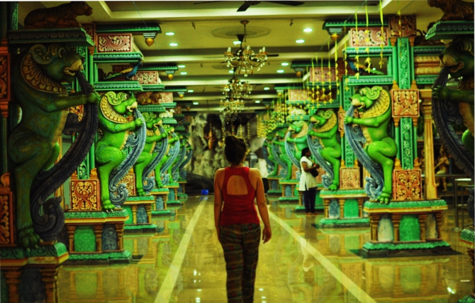 Немного о скалолазании в Малайзии. Batu Caves. (Скалолазание, Малайзия Скалолазание в Малайзии Batu Caves Пещеры Бату)