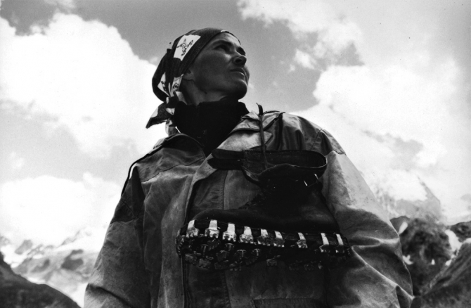 Самое культовое меропрятие сезона 2009. Ретро Безенги (Альпинизм, кавказ, безенгийская стена, траверс)