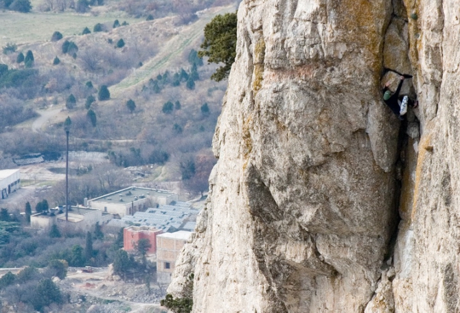 Маленький шаг вперед. (Альпинизм, free solo, крым, форосский кант, семерка, андрей нефёдов)
