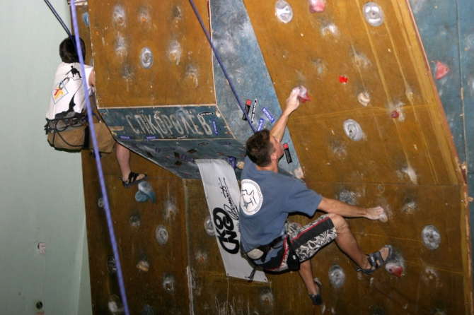 Соревнования в Королеве: несколько фото... (Скалолазание, скорость)