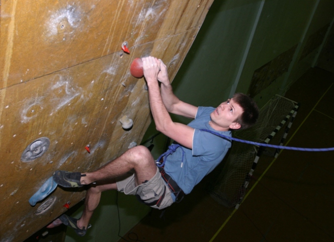 Соревнования в Королеве: несколько фото... (Скалолазание, скорость)