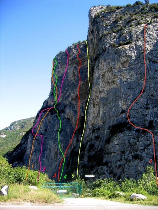 Пиколо Даин. Западная стена