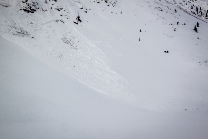 Кое-что про МЧС, лавины и семерых чудиков в Саянах... (Туризм, тунки, саяны, лавина, грузинская страховка)