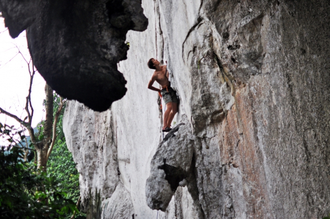 Самый лучший скалолазный район Малайзии - Букит Такун (Bukit Takun, Скалолазание, Малайзия Скалолазание в Малайзии Букит Такун Bukit Takun)