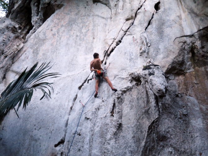Самый лучший скалолазный район Малайзии - Букит Такун (Bukit Takun, Скалолазание, Малайзия Скалолазание в Малайзии Букит Такун Bukit Takun)