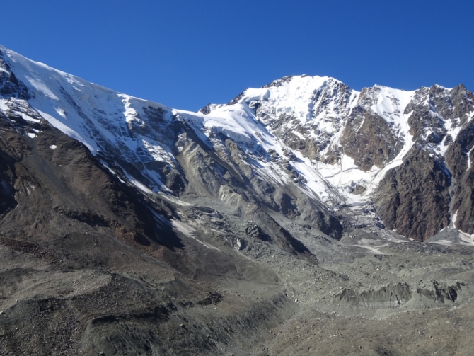 Кармадон. Казбек с севера в сентябре. (Горный туризм)