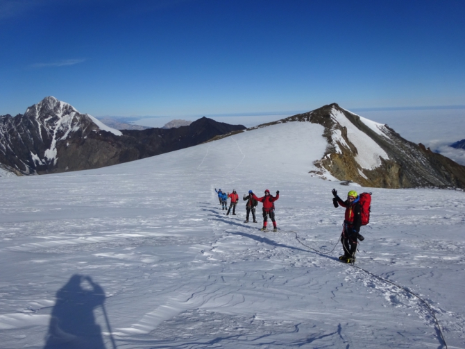 Кармадон. Казбек с севера в сентябре. (Горный туризм)