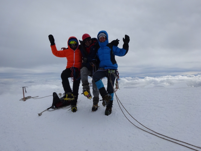 Кармадон. Казбек с севера в сентябре. (Горный туризм)