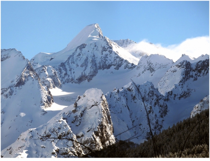 Приэльбрусье, которое любят все. (Путешествия)