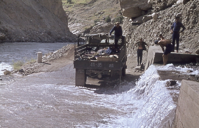 Ретро-экскурс. Из архива чемпиона СССР в классе траверсов м.с. Старосельца Е. В. (Альпинизм)