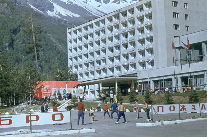 Ретро-экскурс. Из архива чемпиона СССР в классе траверсов м.с. Старосельца Е. В. (Альпинизм)