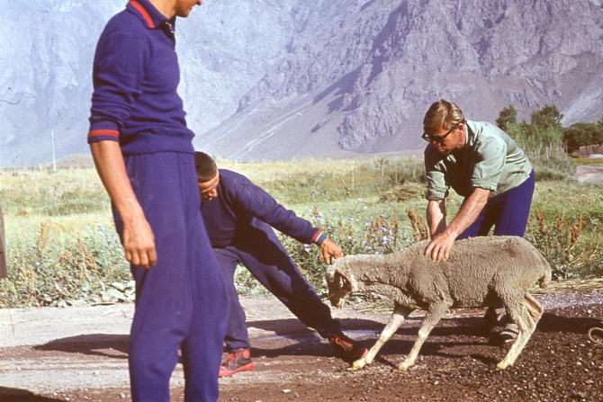 Ретро-экскурс. Из архива чемпиона СССР в классе траверсов м.с. Старосельца Е. В. (Альпинизм)