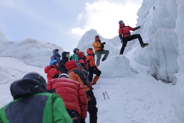 Альпинистское двоеборье в Ала-Арче. 17-18 декабря. (Альпинизм, ала-арча, альпинизм, ледолазание, забег)