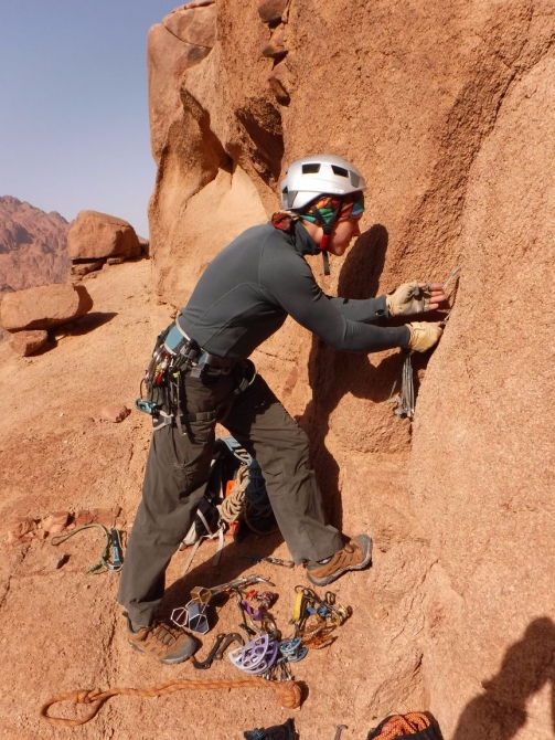 Альпинизм на Синае. Школа Скалистого Дамана. (египет, синай, санта катерина, зимний альпинизм, тёплые скалы)