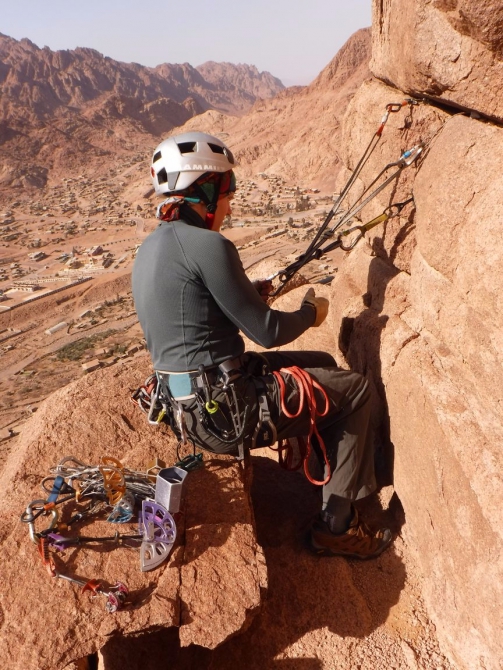 Альпинизм на Синае. Школа Скалистого Дамана. (египет, синай, санта катерина, зимний альпинизм, тёплые скалы)