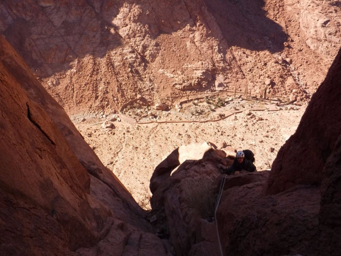 Альпинизм на Синае. Школа Скалистого Дамана. (египет, синай, санта катерина, зимний альпинизм, тёплые скалы)