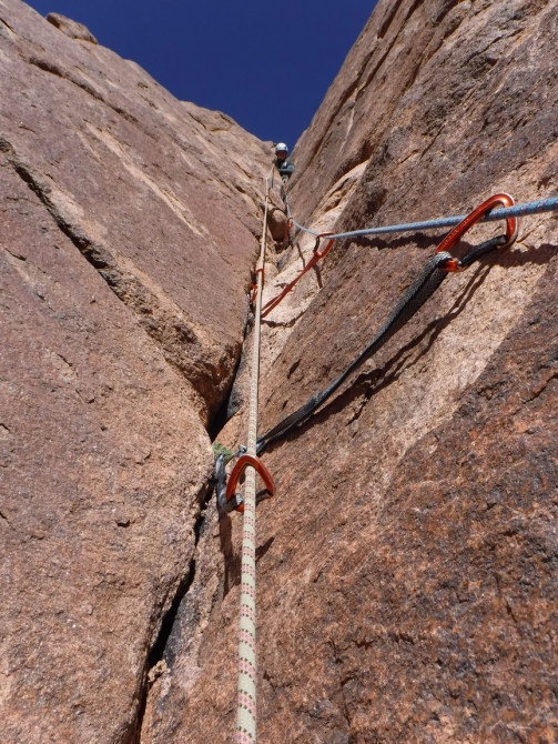 Альпинизм на Синае. Школа Скалистого Дамана. (египет, синай, санта катерина, зимний альпинизм, тёплые скалы)
