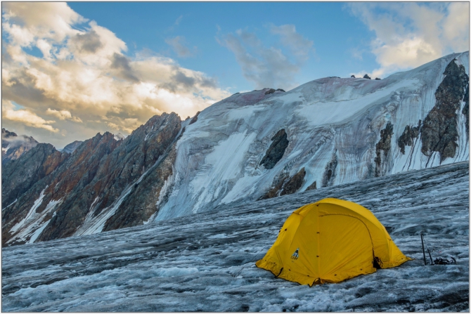 Перезимовать лето... Фотоотчёт (много картинок, мало текста, Горный туризм)