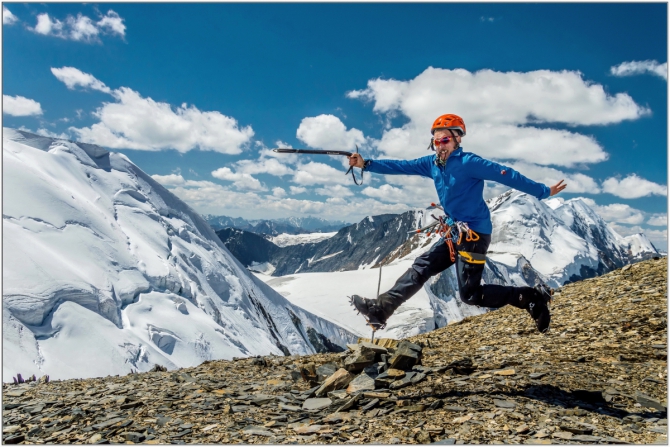 Перезимовать лето... Фотоотчёт (много картинок, мало текста, Горный туризм)