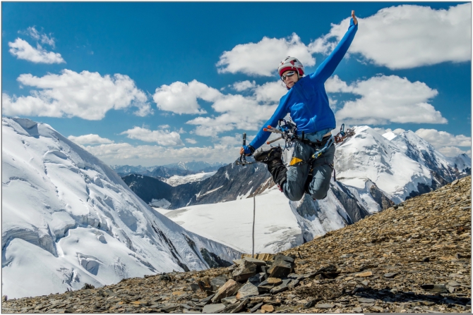 Перезимовать лето... Фотоотчёт (много картинок, мало текста, Горный туризм)