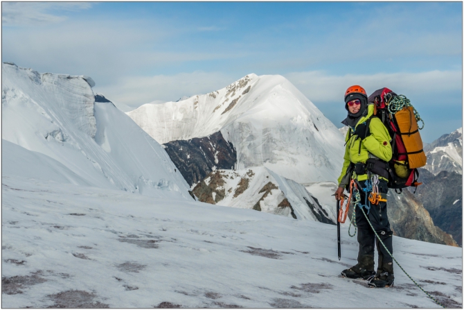 Перезимовать лето... Фотоотчёт (много картинок, мало текста, Горный туризм)