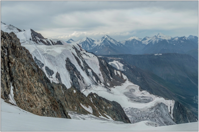 Перезимовать лето... Фотоотчёт (много картинок, мало текста, Горный туризм)