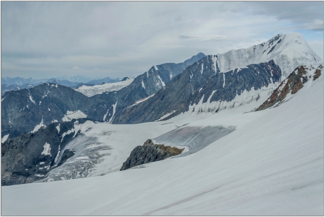 Перезимовать лето... Фотоотчёт (много картинок, мало текста, Горный туризм)