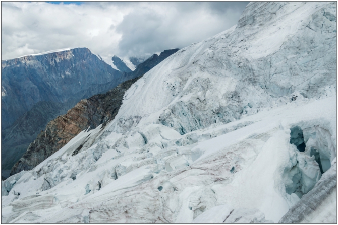 Перезимовать лето... Фотоотчёт (много картинок, мало текста, Горный туризм)