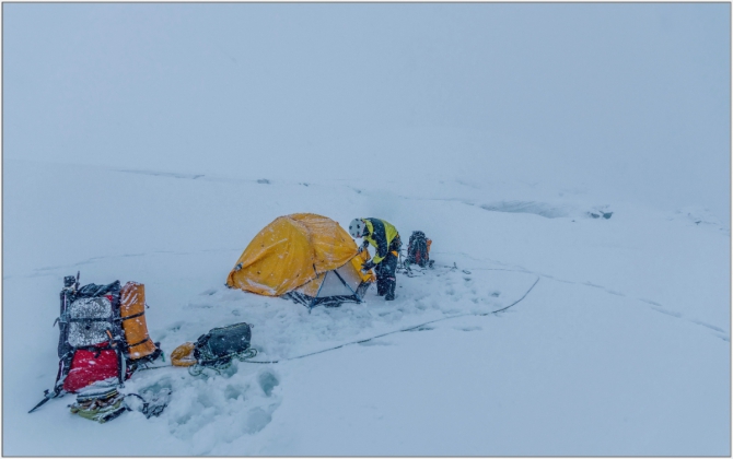 Перезимовать лето... Фотоотчёт (много картинок, мало текста, Горный туризм)